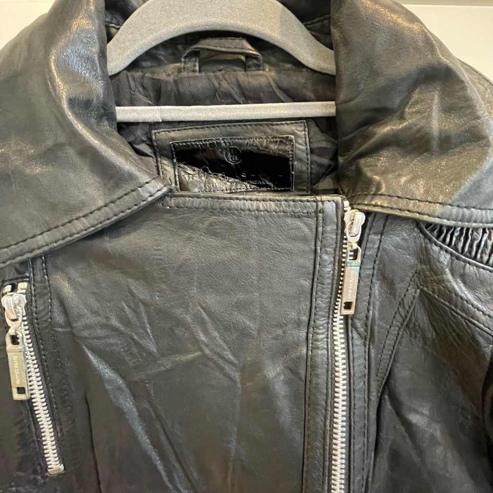 River Island 100% REAL LEATHER Quilted Moto Jacket - Black - Size UK 10 / US 6 - Picture 2 of 10